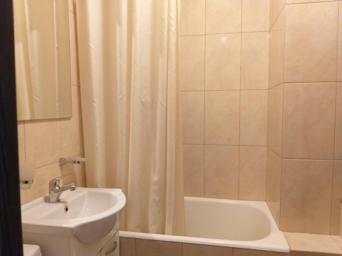 Geo Apartament Iasi Exteriör bild